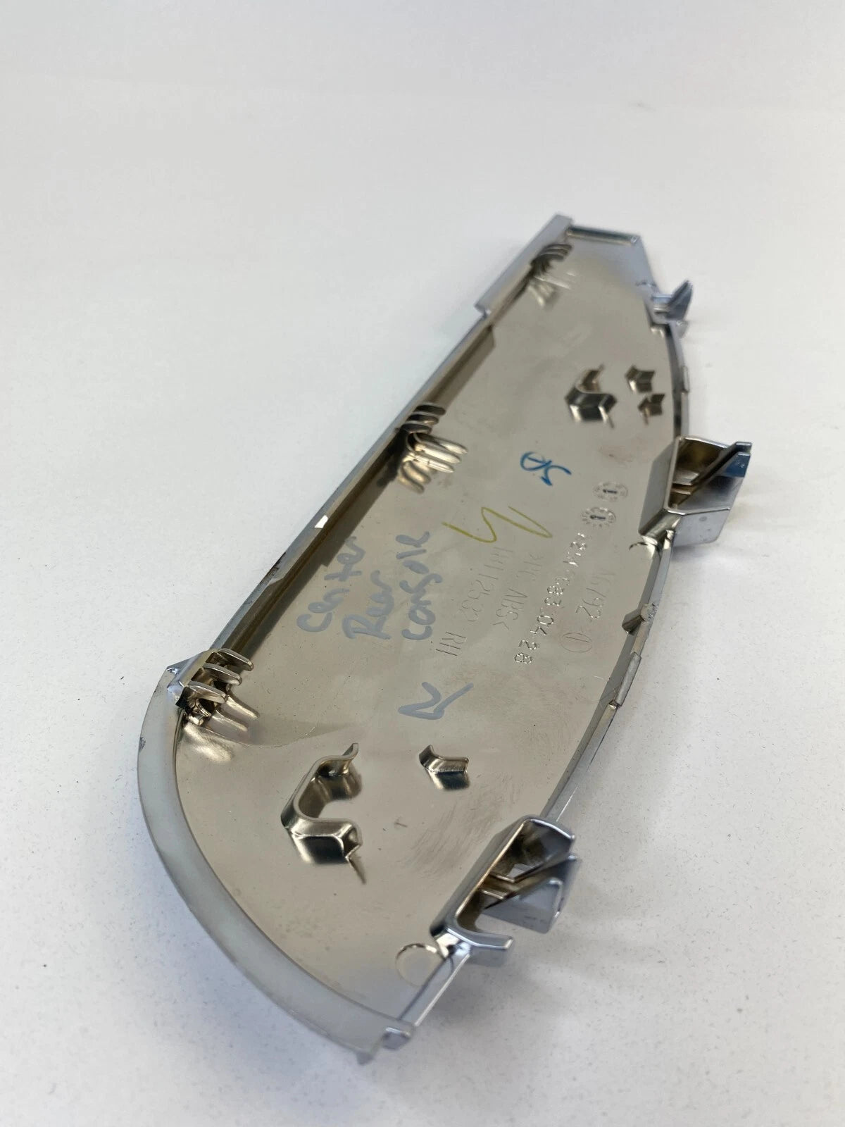 2006-2012 MERCEDES-BENZ R350 CENTER CONSOLE REAR RIGHT SLIDING PLATE 18112532