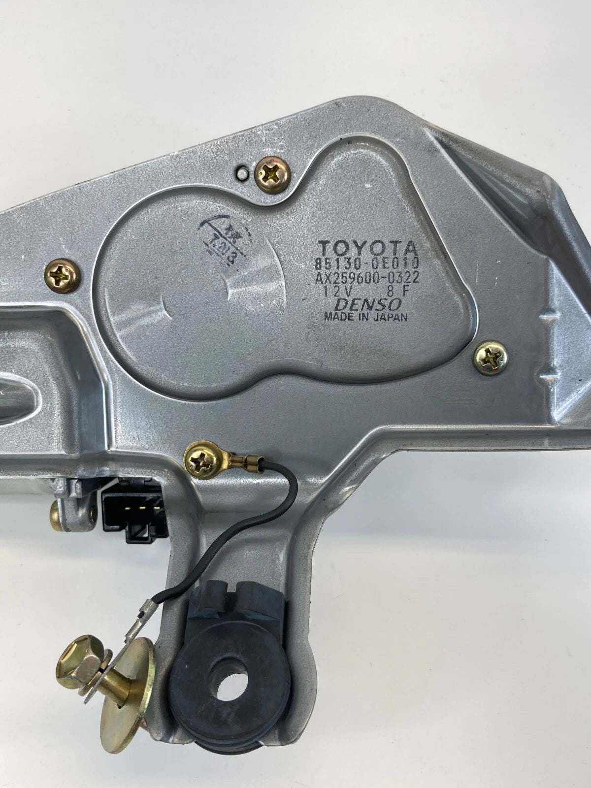 2004-2006 LEXUS RX330 REAR LIFGATE WINDSHIELD WIPER MOTOR ASSY 85130-0E010 OEM