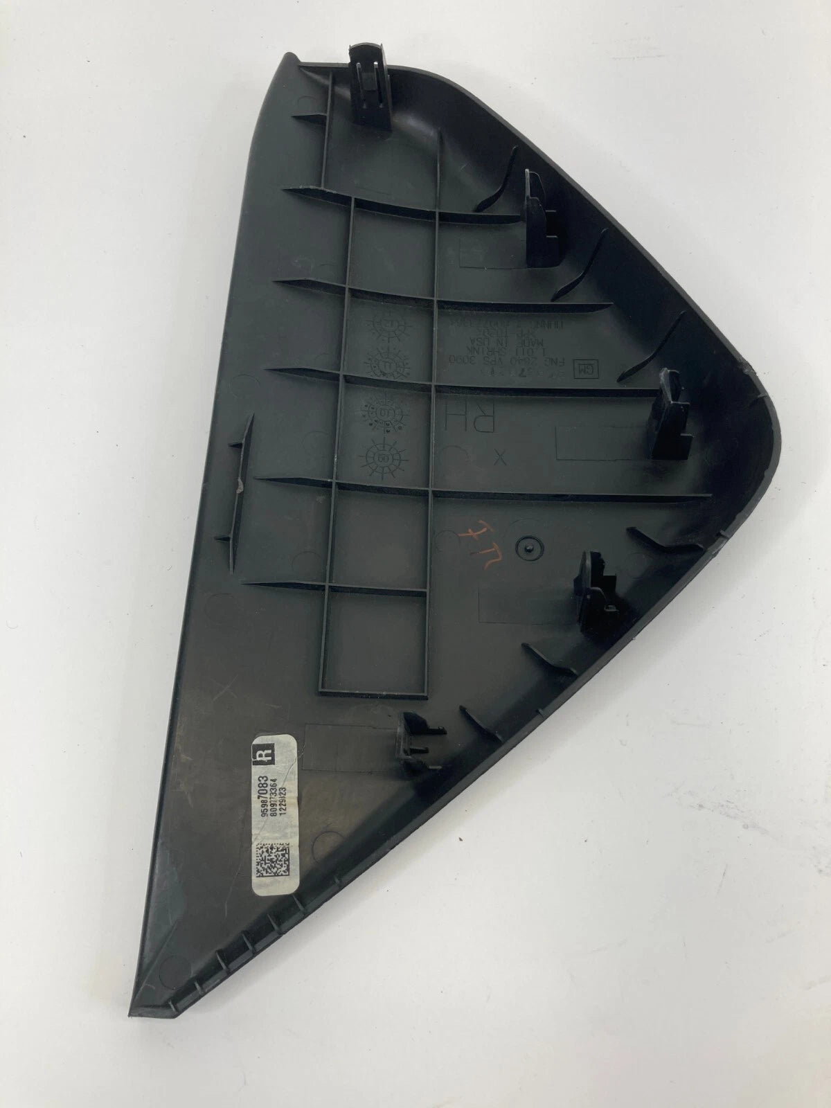2011-2016 CHEVROLET CRUZE COVER DASH PASSENGER RIGHT END CAP COVER 95987081 OEM