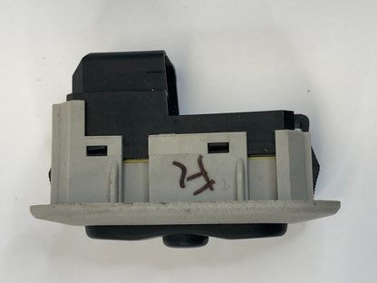 2009-2014 Volkswagen Routa Front Left Driver Side Seat Memory Control Switch OEM