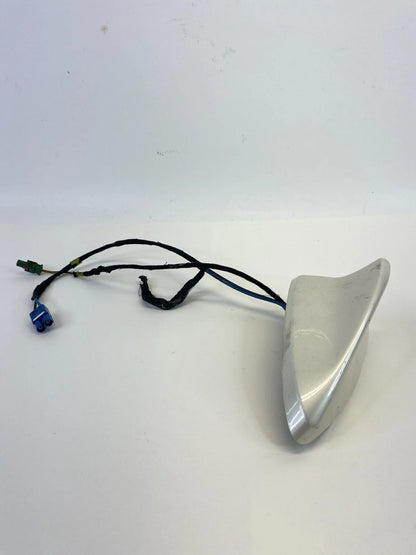 2009-2015 CADILLAC CTS ROOF MOUNT SHARK FIN RADIO ANTENNA 25931739 OEM