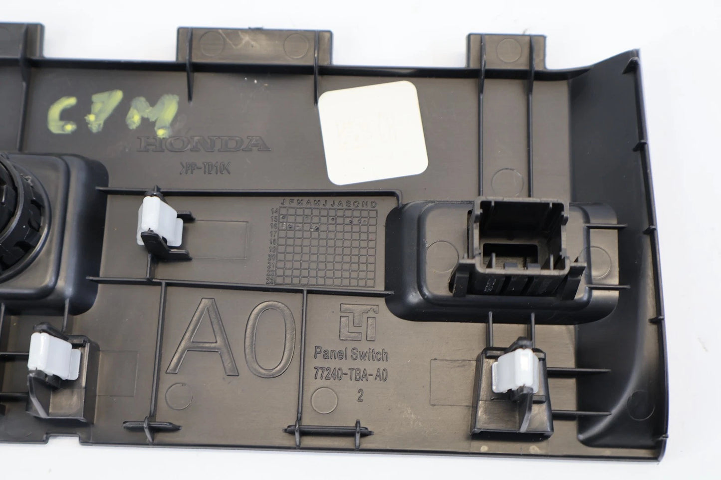 2016-2021 HONDA CIVIC FRONT CENTER CONSOLE USB & POWER OUTLET PANEL 77240-TBA-A0