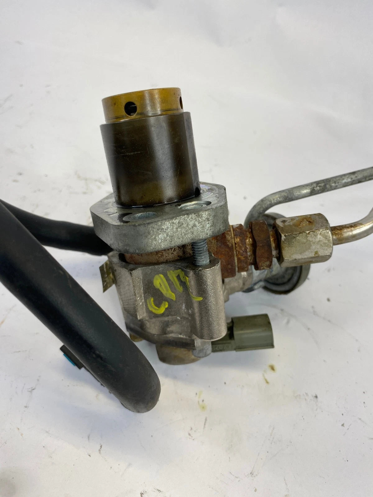2006-2015 LEXUS IS250 IS350 ENGINE HIGH PRESSURE FUEL PUMP HPFP OEM