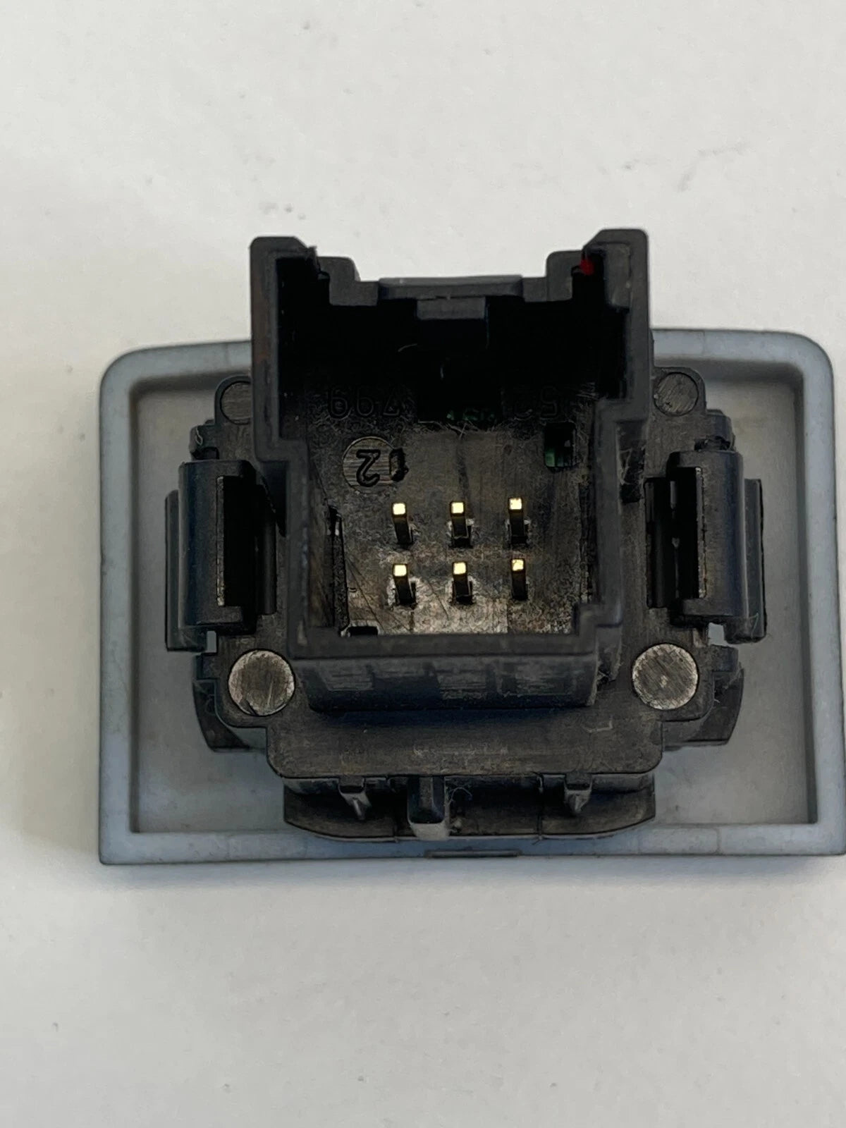 2010-2012 FORD FUSION TRUNK LID LATCH RELEASE CONTROL LEVER SWITCH 9E5T19B514ABW