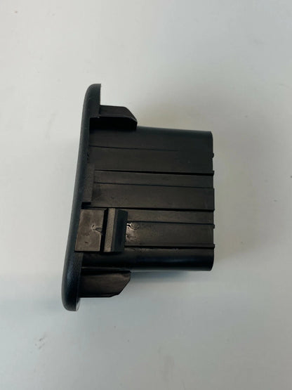 09 10 11 12 CHEVROLET TRAVERSE LOWER CENTER CONSOLE AIR VENT DUCT GRILL OUTLET