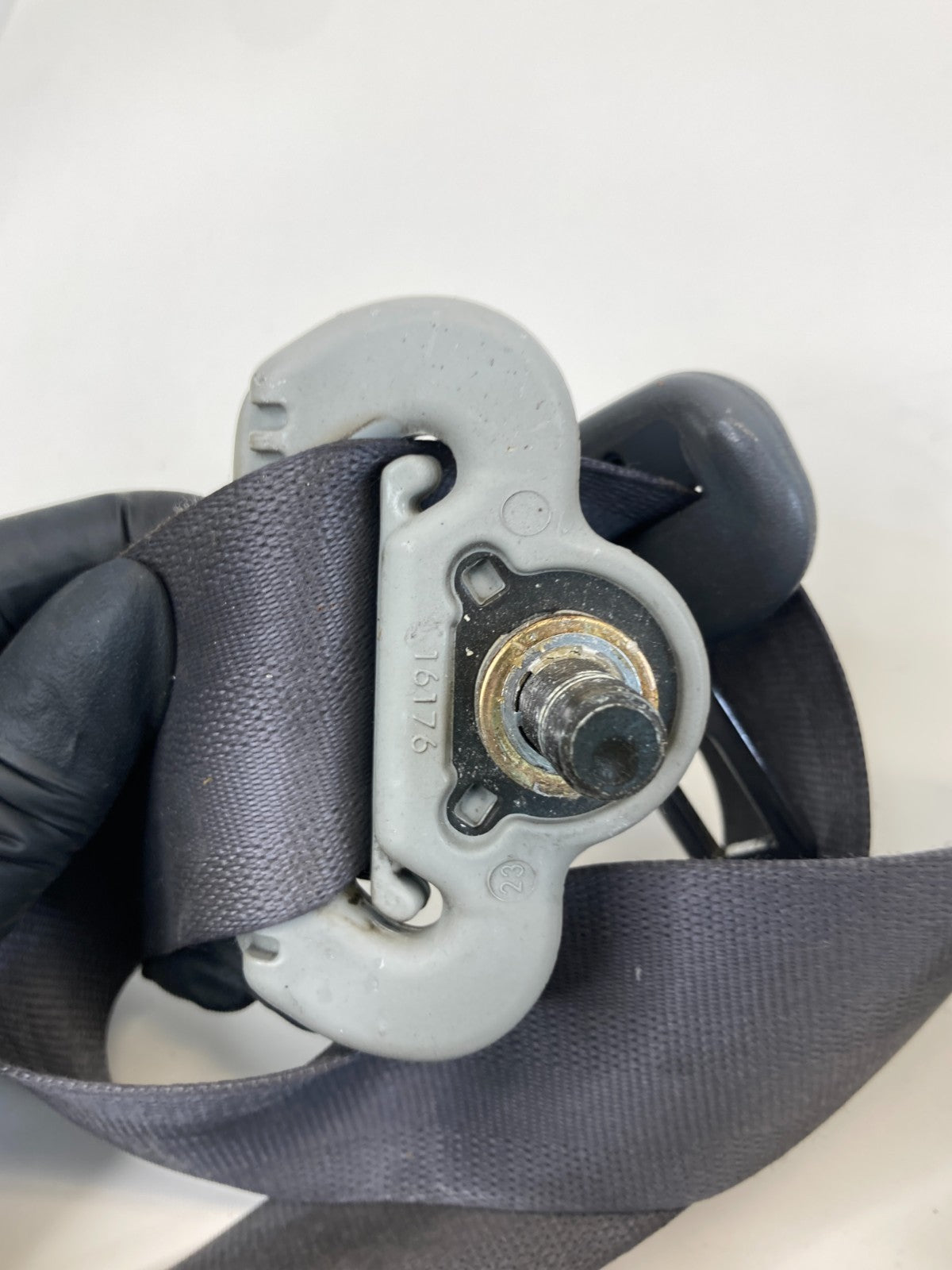 2001 02 03 04 2005 Honda Civic Front Right Passenger Side Seat Belt Retractor