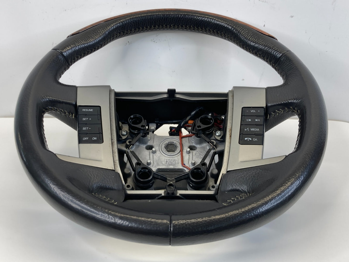 09-12 Ford Flex Steering Wheel w/ Cruise Phone Control & Wood Trim 8A83-3F563