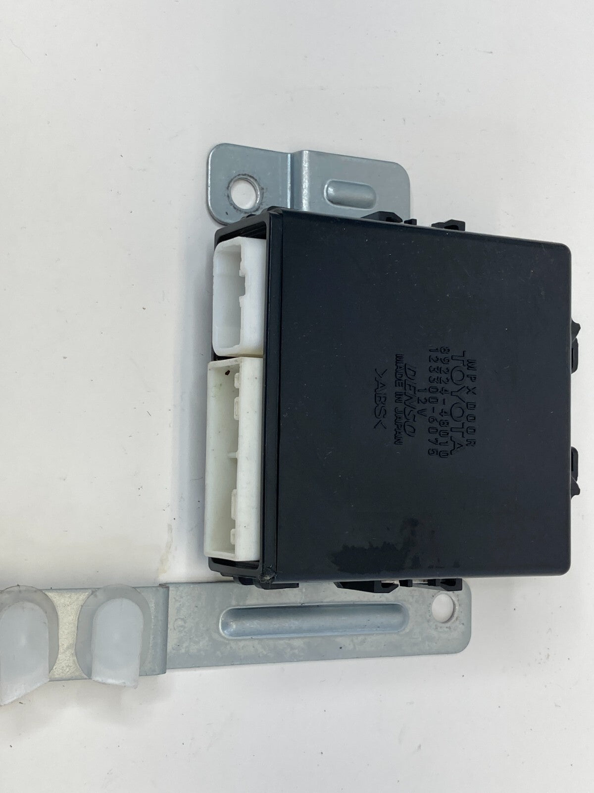 99-03 Lexus RX300 Rear Right Door Multiplex Network Control Module 89224-48010