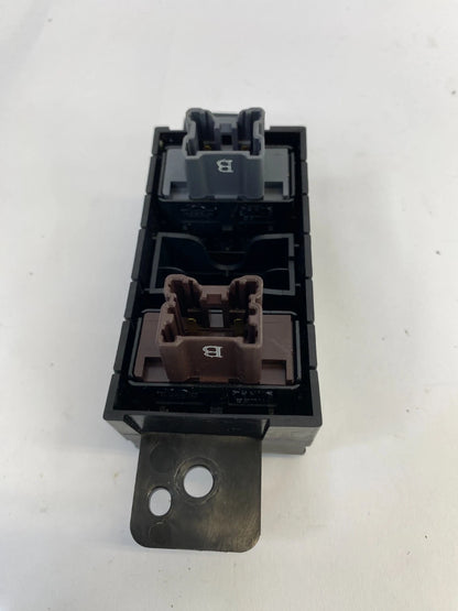2003-2007 INFINITI G35 SEDAN LEFT & RIGHT HEATED SEAT SWITCHES PAIR SET W/ TRIM