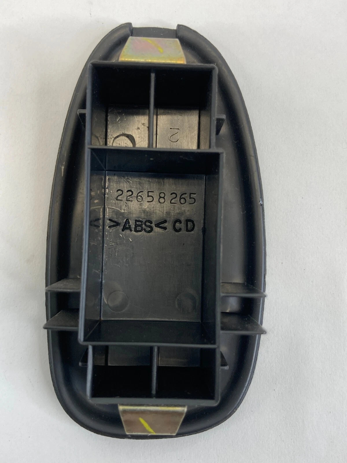 2001-2004 PONTIAC GRAND AM SEDAN REAR RIGHT DOOR SWITCH COVER TRIM 22658265 OEM