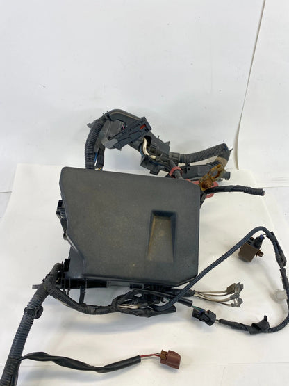 2009-2013 Toyota Corolla M/T Engine Compartment Fuse Box Fusebox Junction Block