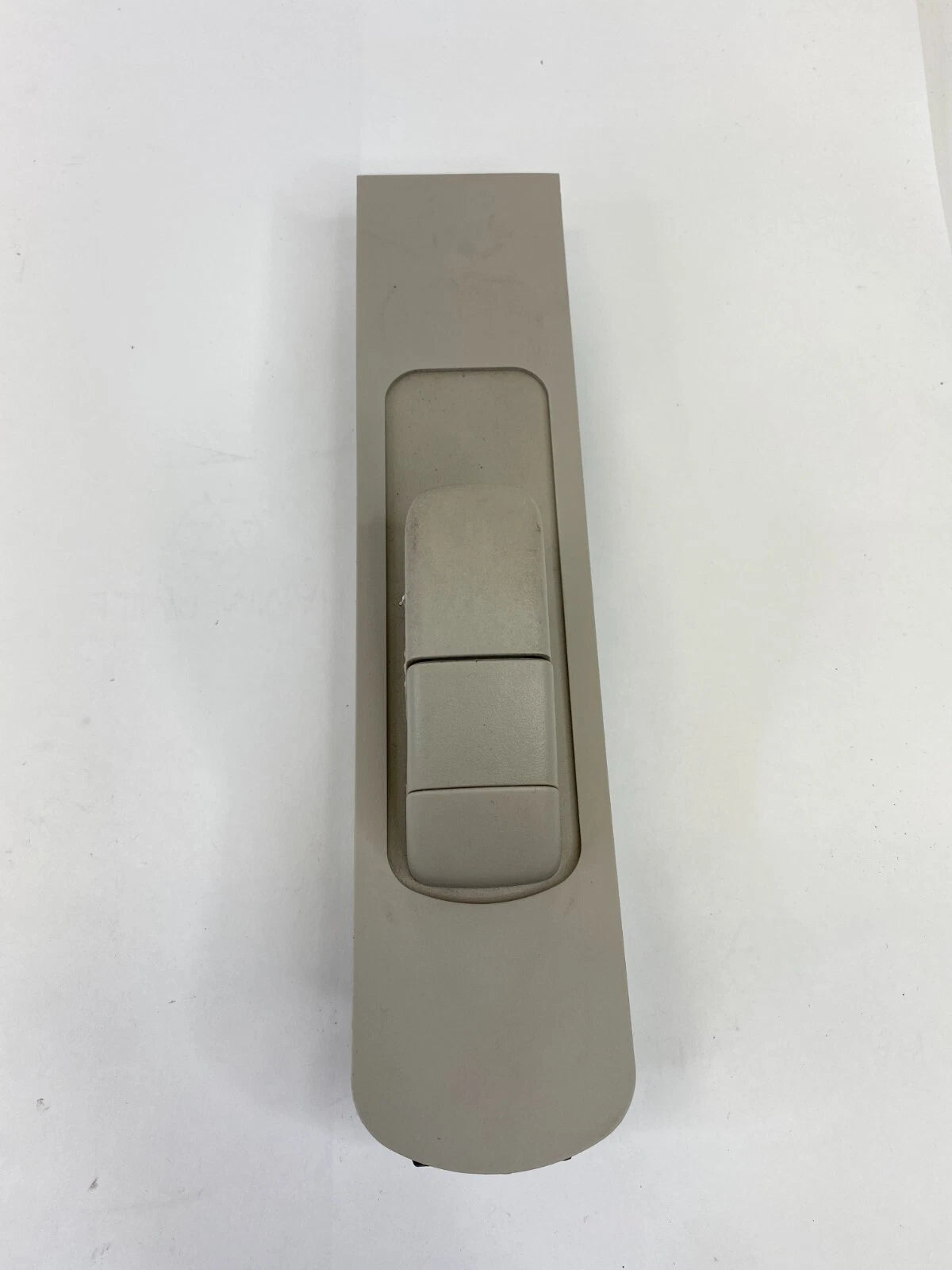 2014-2019 FORD FIESTA FRONT LEFT SEAT BELT HEIGHT ADJUSTER ASSEMBLY 34062335 OEM