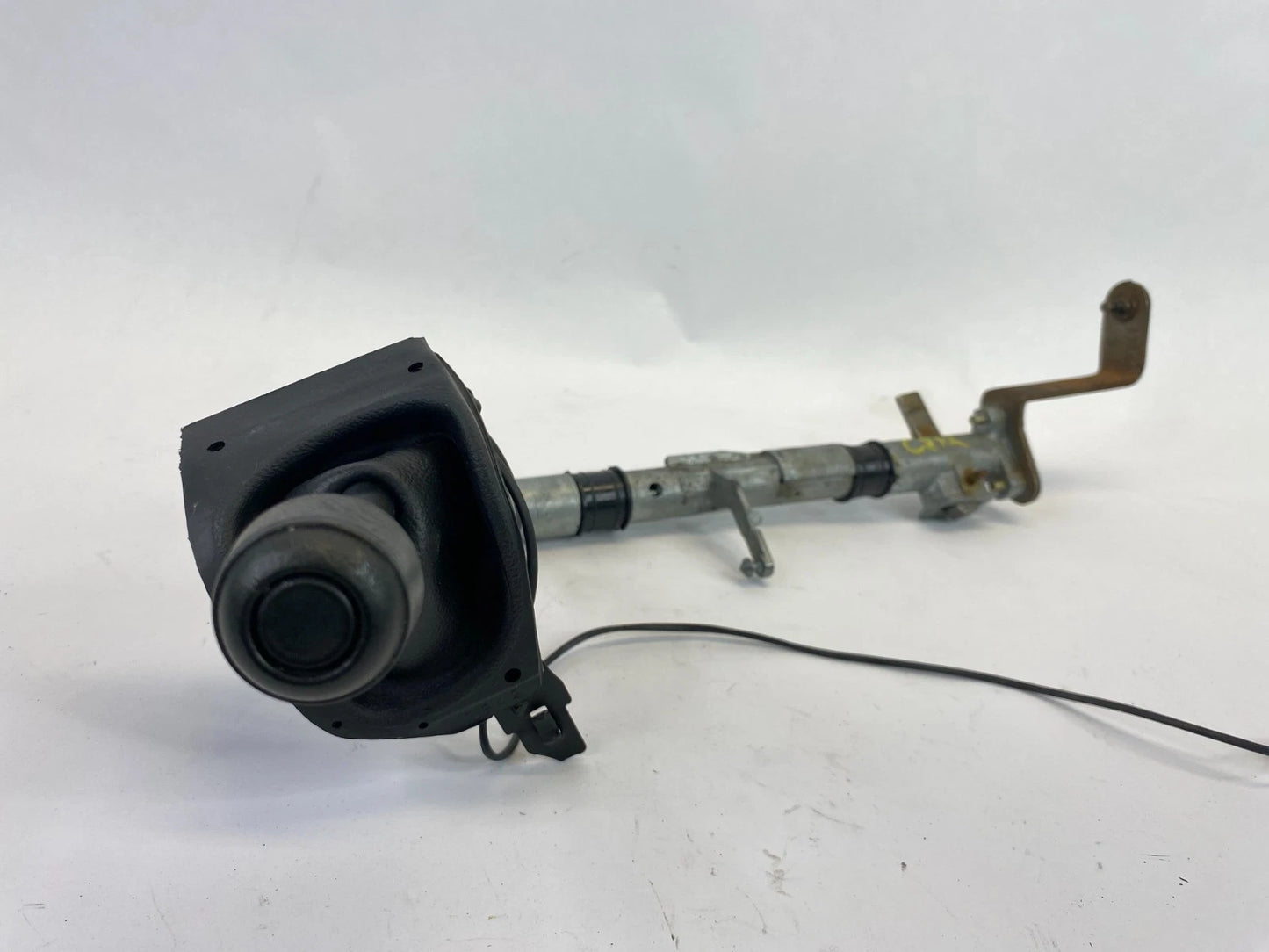 2003 2004 LINCOLN TOWN CAR 4.6L AT STEERING COLUMN SHIFT TUBE SHIFTER ROD LEVER