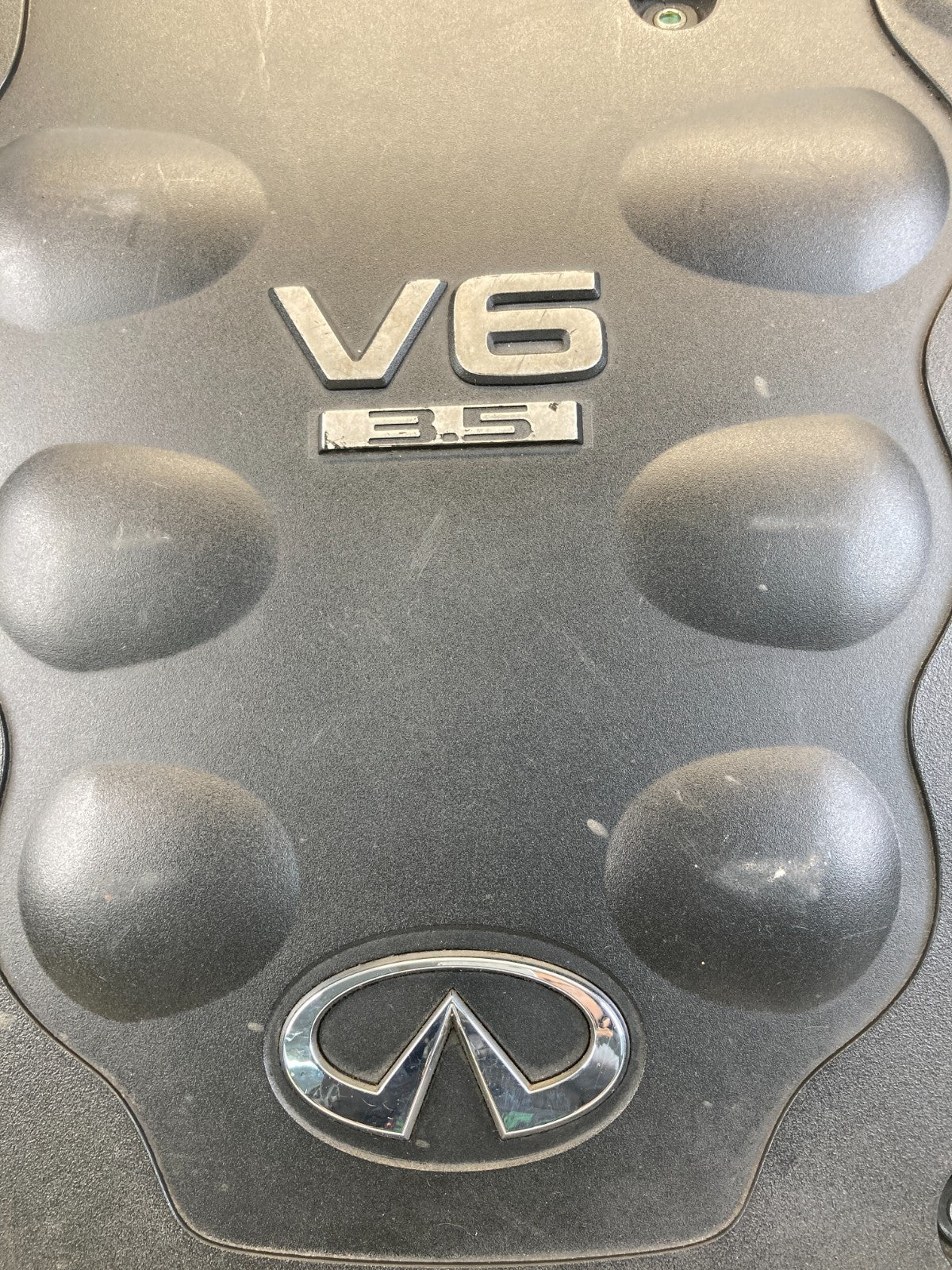 2003-2006 Infiniti G35 3.5L V6 A/T Engine Appearance Top Lid Cover Assy OEM