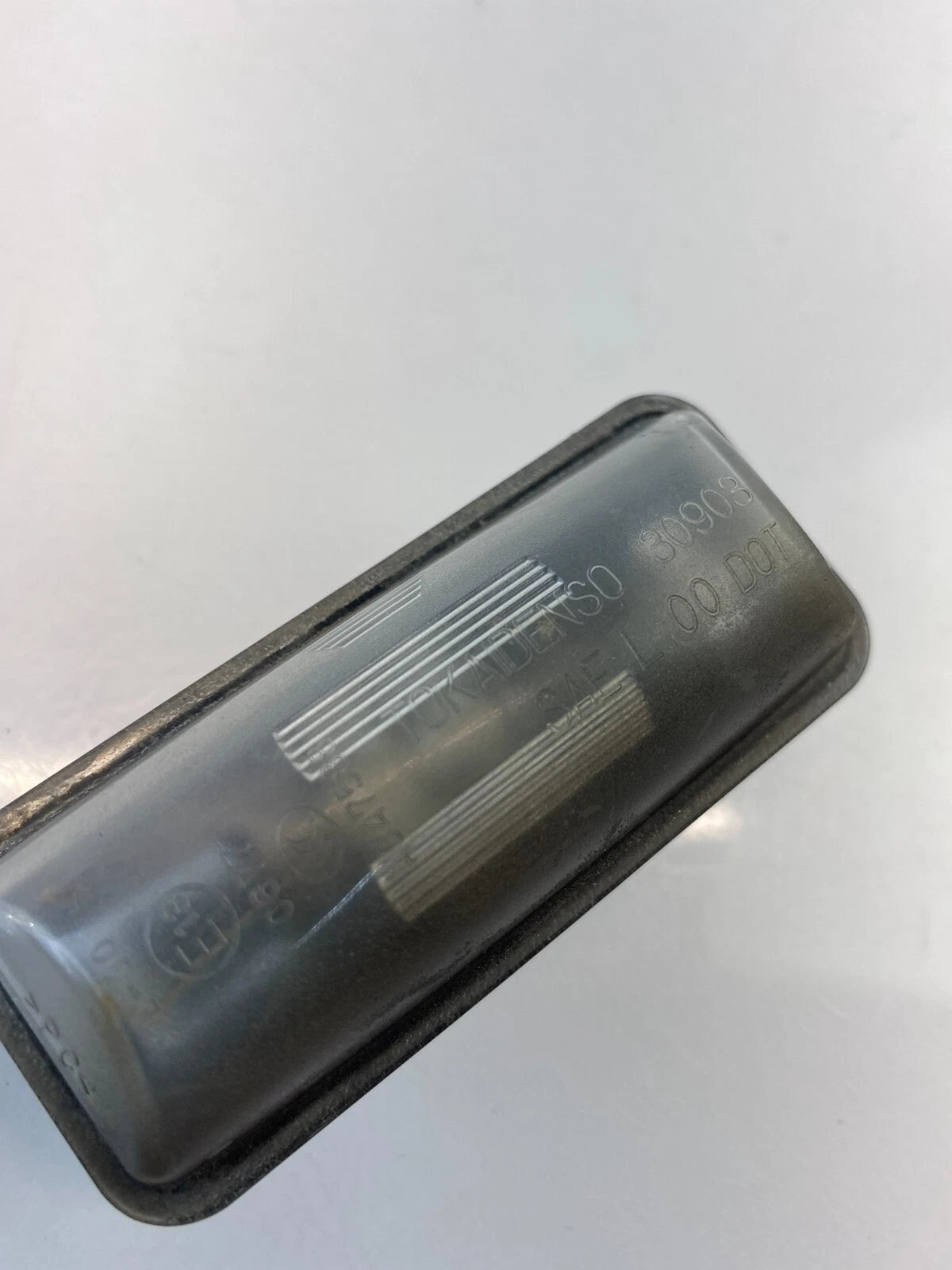 2010-2018 SUBARU LEGACY SEDAN REAR TRUNK LICENSE PLATE LIGHT LAMP PAIR A047588