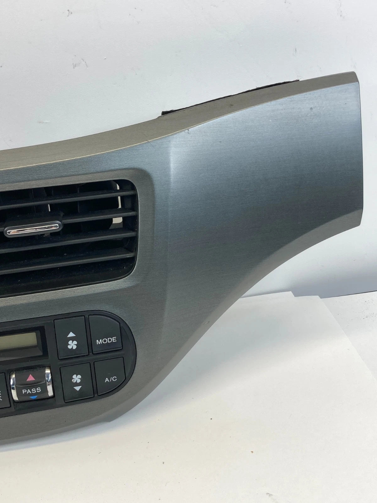 05-10 HONDA ODYSSEY DASH RADIO CLIMATE CONTROL SWITCH W/ TRIM BEZEL 77250SHJA220