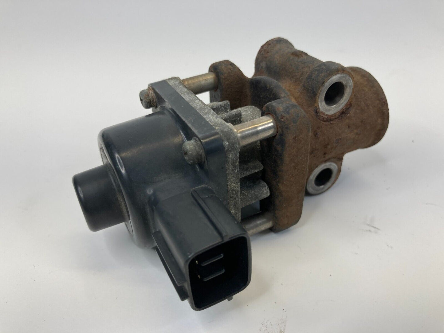 04-12 Mitsubishi Galant 06-12 Eclipse 2.4L Emission System EGR Valve Solenoid