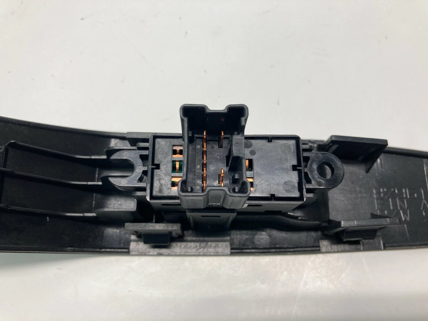2002-2004 NISSAN ALTIMA REAR DRIVER LEFT SIDE DOOR WINDOW SWITCH 25421-8J005 OEM
