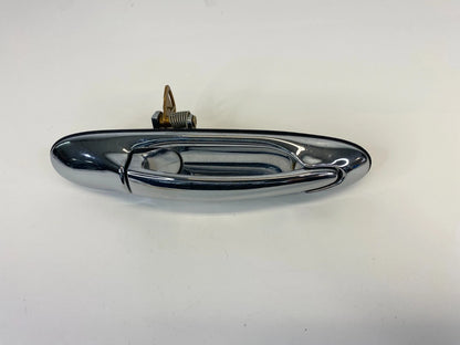 1998-2002 LINCOLN TOWN CAR FRONT RIGHT SIDE EXTERIOR DOOR HANDLE 9384000ASM OEM