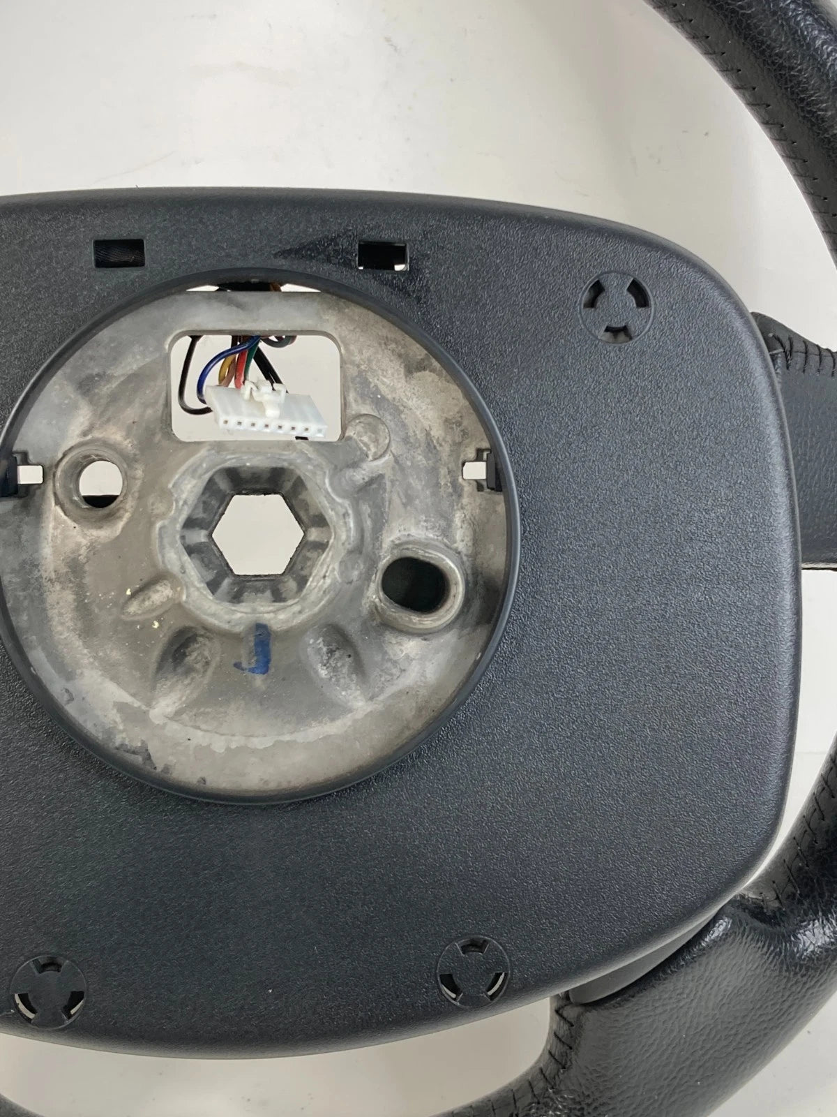 2008-2012 LAND ROVER LR2 STEERING WHEEL W/ AUDIO &CRUISE CONTROL 6H523600RB8 OEM