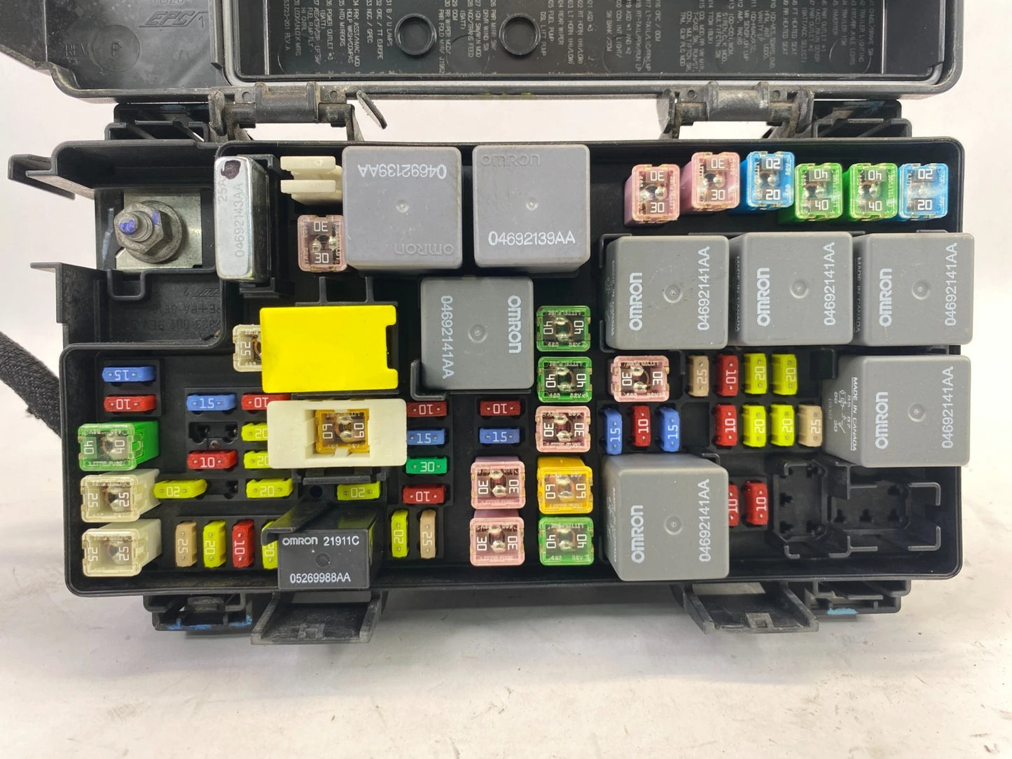 2010 DODGE JOURNEY 3.5L V6 TIPM TOTALLY INTEGRATED FUSE RELAY BOX OEM 04692305AF