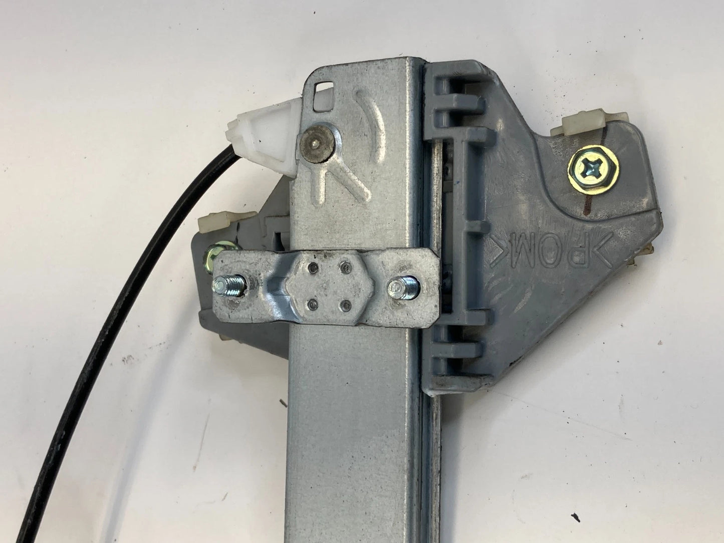 2012-2017 Hyundai Accent SEDAN Front Right Side Door Window Regulator W/ Motor