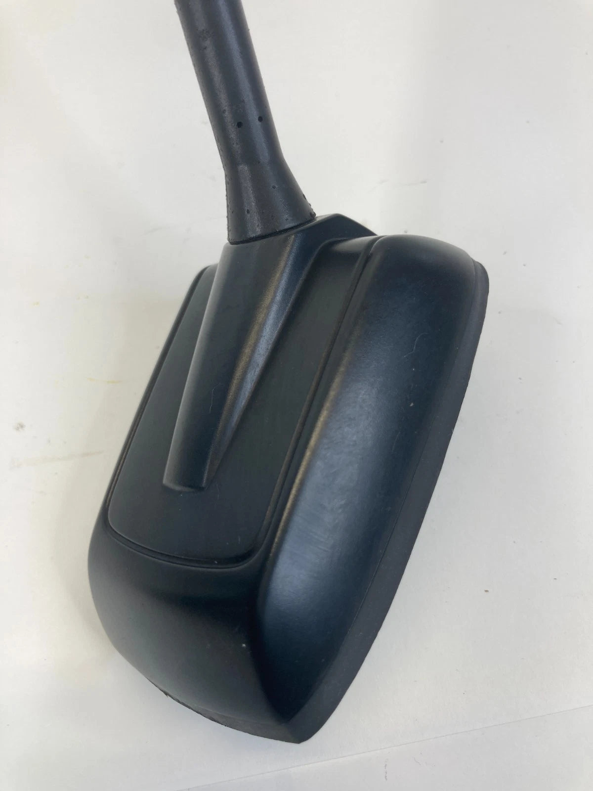 2010-2019 LINCOLN MKT 2010-2012 FORD FUSION ROOF MOUNTED RADIO ANTENNA BASE MAST