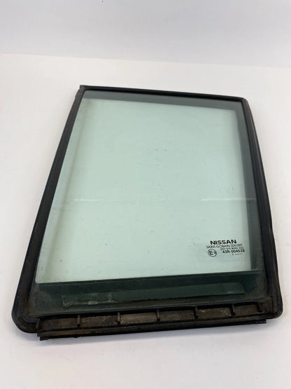 2007-2012 NISSAN VERSA HATCHBACK REAR LEFT SIDE DOOR WINDOW GLASS OEM
