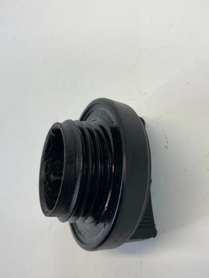 2004 2005 04 05 TOYOTA RAV4 2.4L ENGINE OIL FILLER FLUID CAP LID SAE 5W-20 OEM