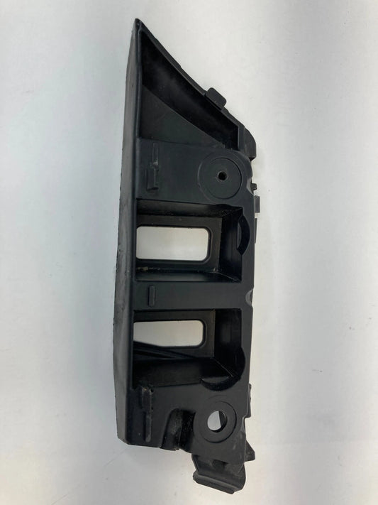2009-2011 VW TIGUAN FRONT BUMPER RIGHT RETAINER MOUNTING BRACKET GUIDE 5N0807184
