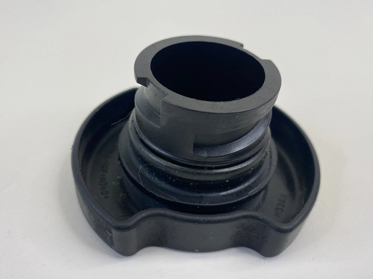 2006-2012 FORD FUSION SEDAN 3.5L V6 ENGINE OIL FILLER CAP COVER SAE 5W-20 OEM