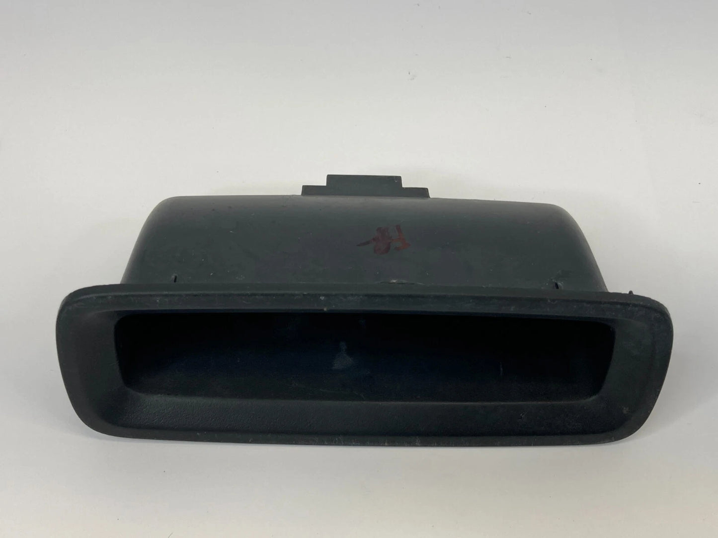 2009-2011 DODGE JOURNEY FRONT RIGHT SIDE DOOR PULL POCKET STORAGE 100000857