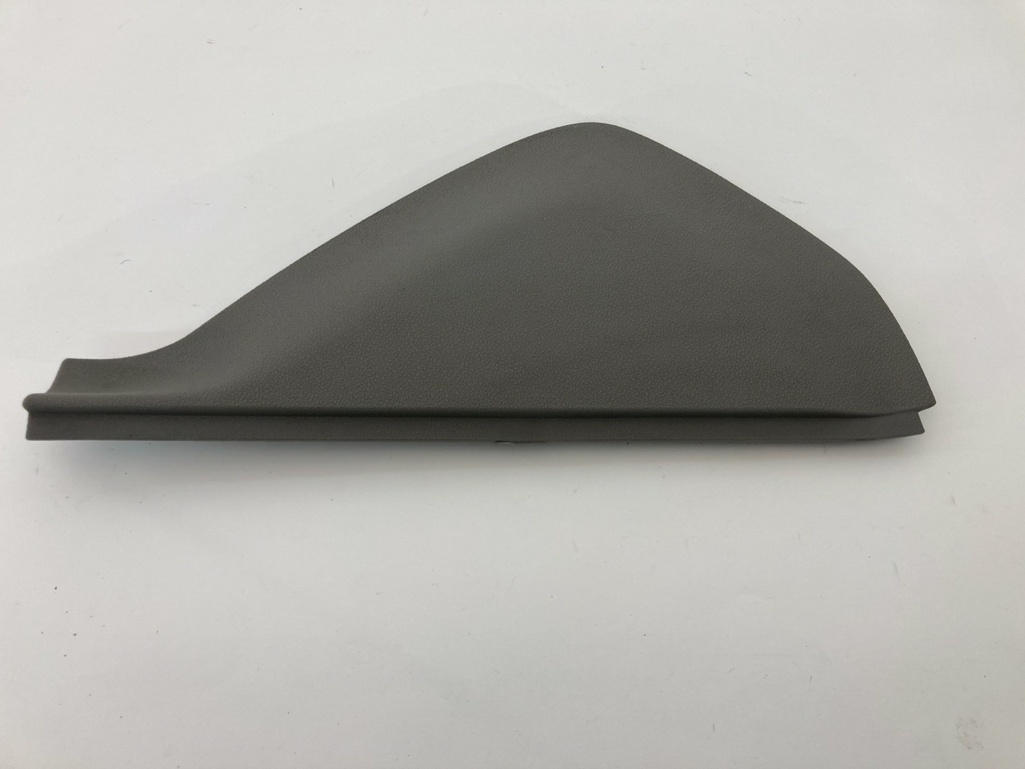 07-09 Saturn Aura 08-12 Malibu Front Right Side End Cap Dash Cover Trim OEM