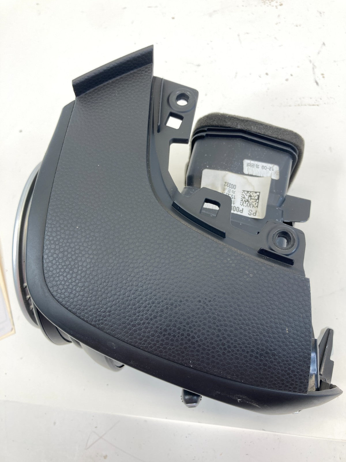 14-16 Kia Soul Dash Right Side A/C Heater Air Vent Grille w/ Speaker 97490-B2000