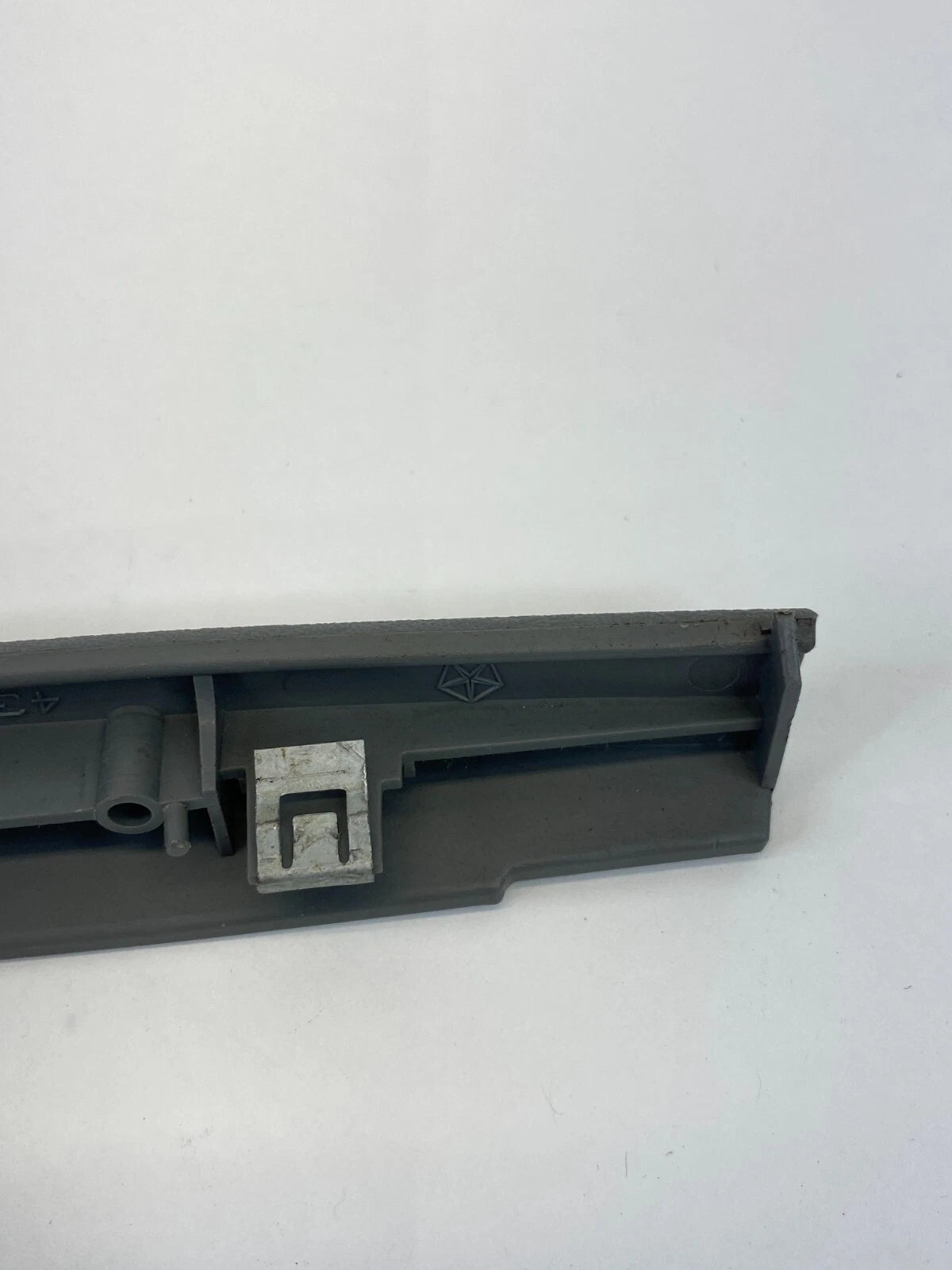 2001-2007 DODGE CARAVAN LOWER DASH CUP HOLDER SCREW TRIM COVER SH20TRMAA OEM