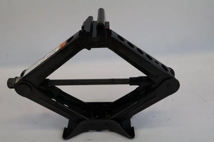 2012-2018 FORD FOCUS EMERGENCY TIRE SCISSOR JACK TOOL KIT W/ FOAM STORAGE BOX