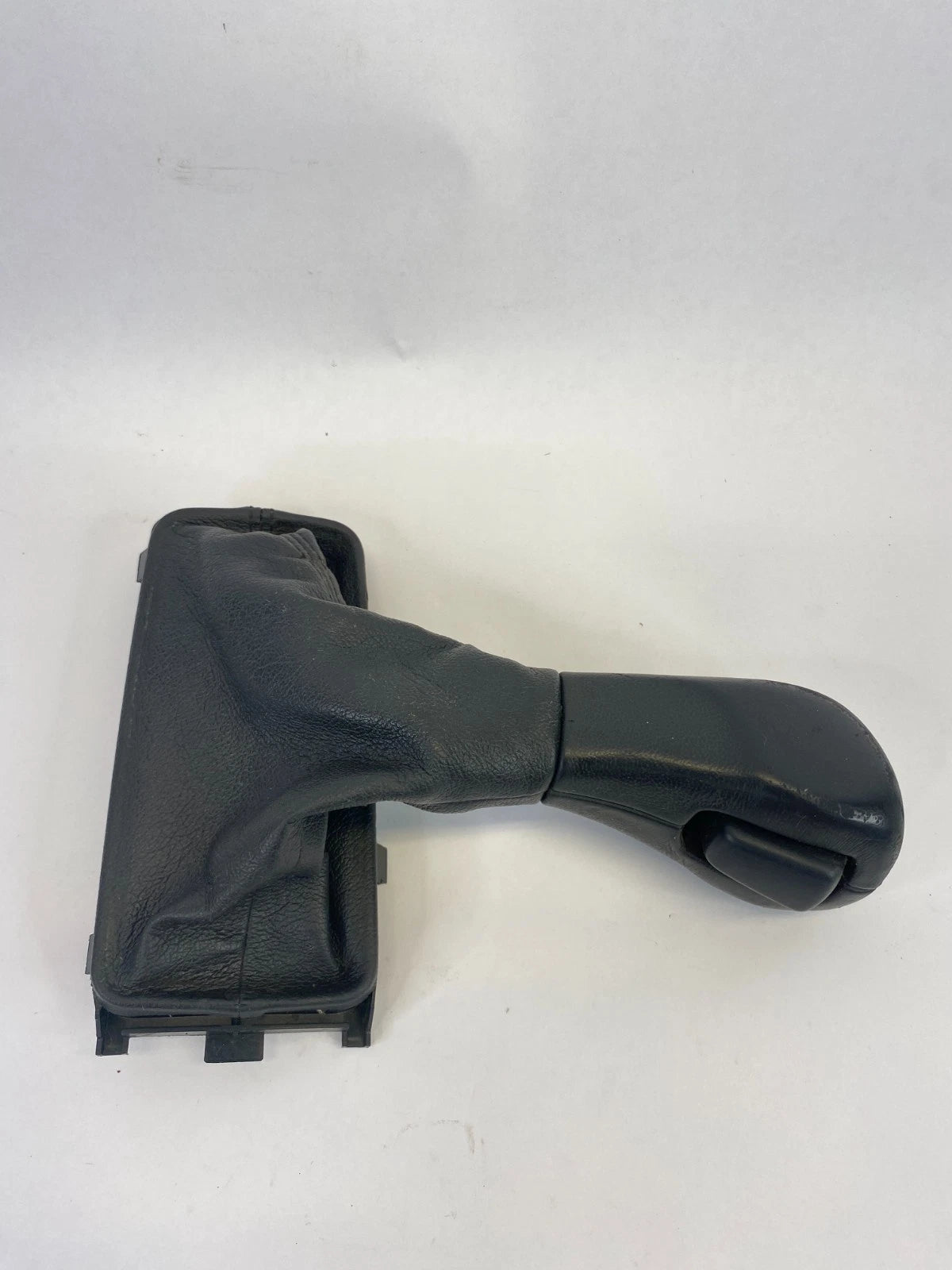 2011-2019 FORD EXPLORER CENTER CONSOLE SHIFTER BOOT AND KNOB BT4P-7B118-A OEM