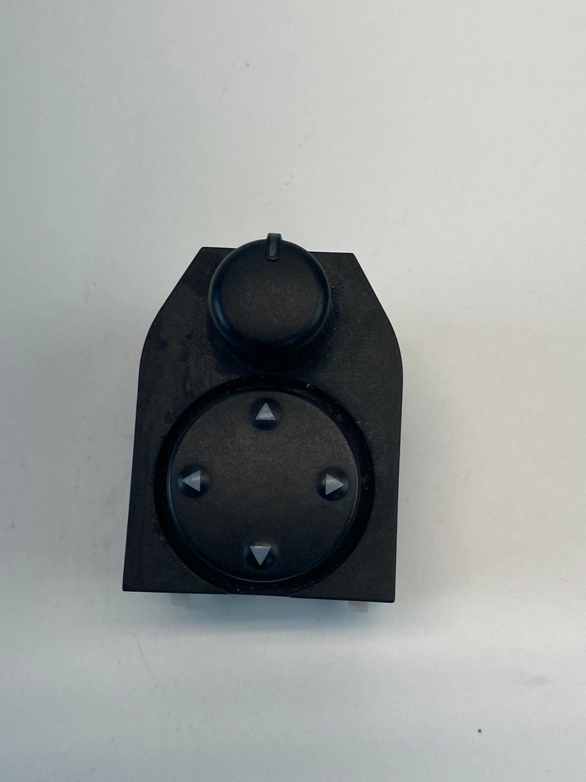 1996-2001 AUDI A4 A4 QUATTRO POWER MIRROR CONTROL SWITCH BUTTON 8D0959565A OEM
