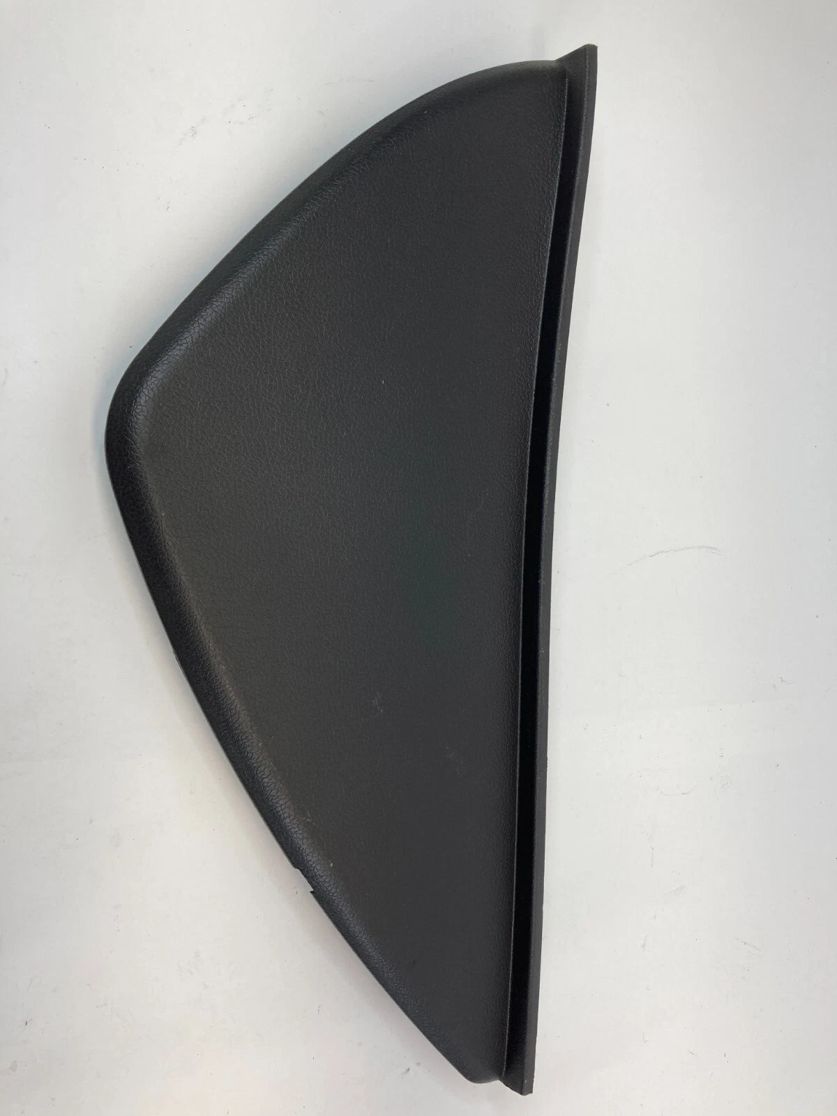 2011-2014 HYUNDAI SONATA FRONT DASH RIGHT SIDE END CAP COVER TRIM 84767-3S010