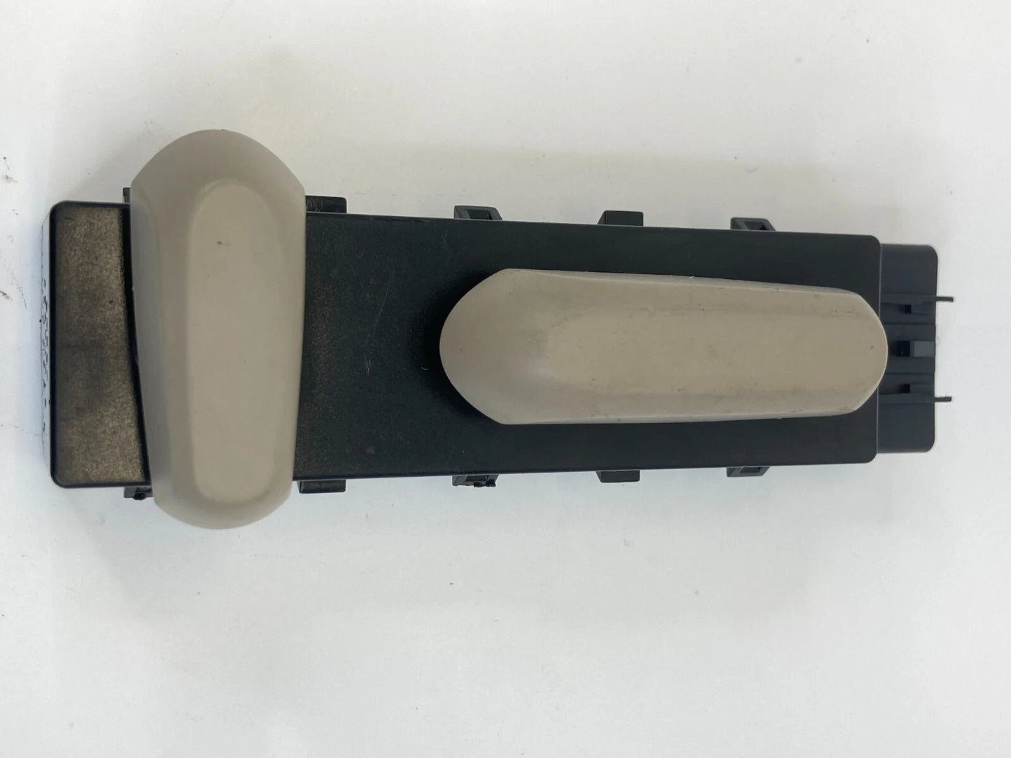 2011-2017 BUICK REGAL FRONT RIGHT SEAT ADJUSTMENT CONTROL SWITCH 25974715 OEM