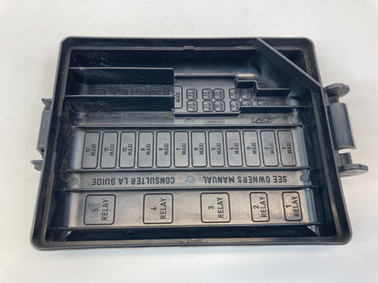 1998-2002 Lincoln Town Car 4.6L Under Hood Fuse Box Relay Trim Panel Only Cover
