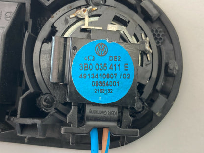 01-05 Volkswagen Passat Rear Right Interior Door Handle w/ Tweeter & Switch OEM