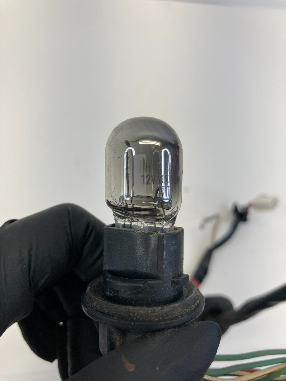 96-00 Toyota 4Runner Rear Right Tail Light Lamp Taillight Socket Wire Harness