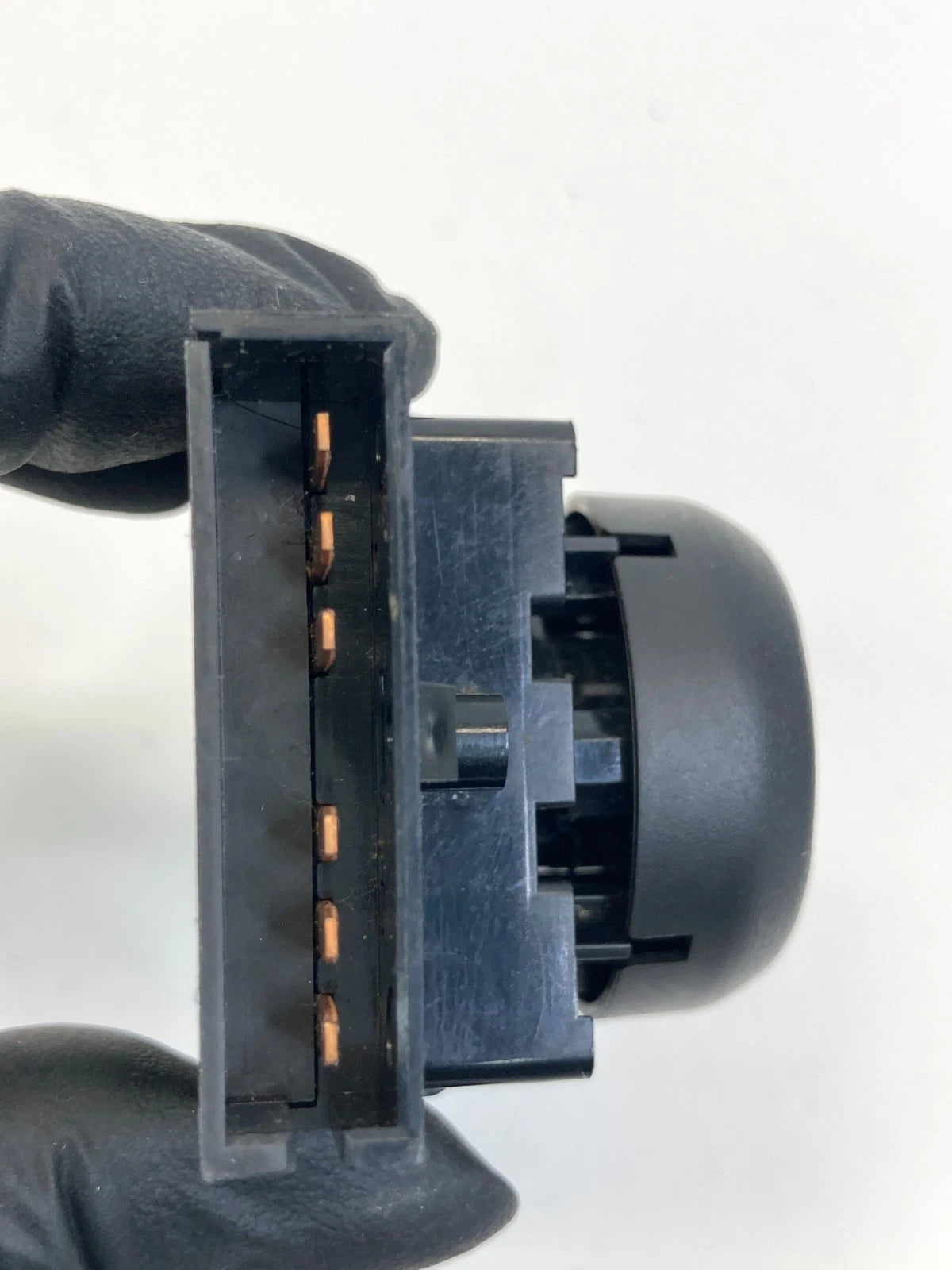 2010-2016 Buick LaCrosse Front Left Seat Lumbar Switch 25802502 OEM