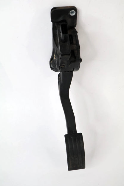 13-16 FORD ESCAPE 13-18 C-MAX GAS ACCELERATOR PEDAL W/ SENSOR OEM CV61-9F836-GB
