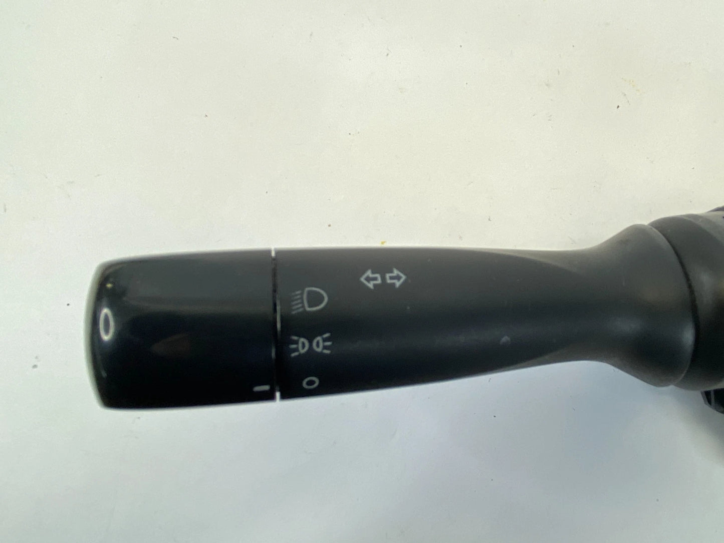 2007-2012 TOYOTA YARIS HATCHBACK TURN SIGNAL & WIPER COMBINATION SWITCH ASSY OEM