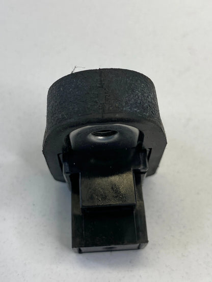 08-11 NISSAN ROGUE 07-12 VERSA FRONT RIGHT DOOR COURTESY LIGHT AJAR JAMB SWITCH