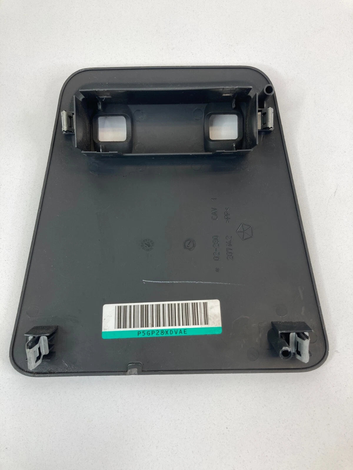 02-04 JEEP LIBERTY CENTER CONSOLE REAR WINDOW SWITCH PANEL COVER P5GP28XDVAE