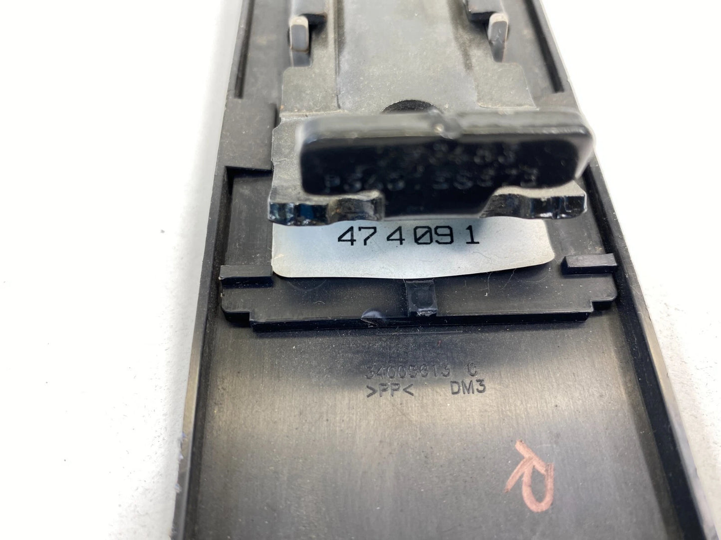 2008-2011 FORD FOCUS SEDAN RIGHT PASSENGER SEAT BELT HEIGHT ADJUSTMENT 34005613