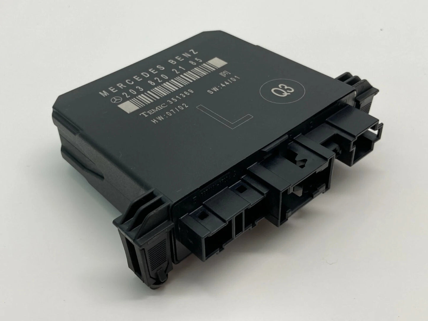 2001-2005 MERCEDES BENZ C320 SEDAN REAR LEFT DOOR CONTROL MODULE OEM 2038202185